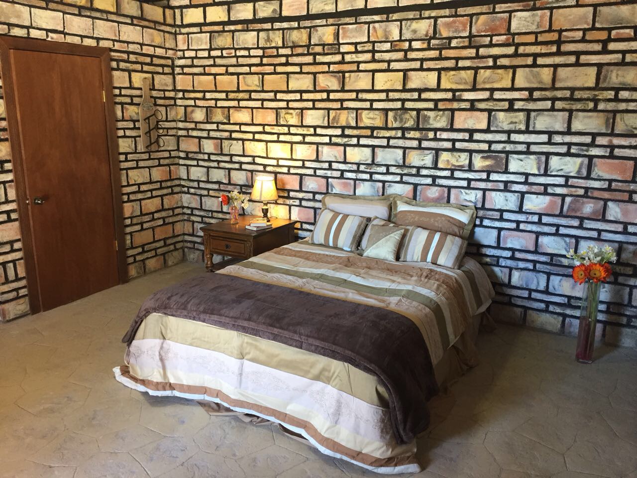 gallery grid image